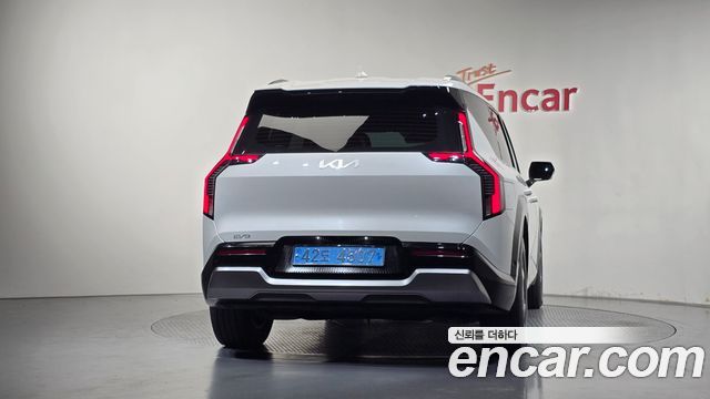 Kia EV9 из Кореи Encar