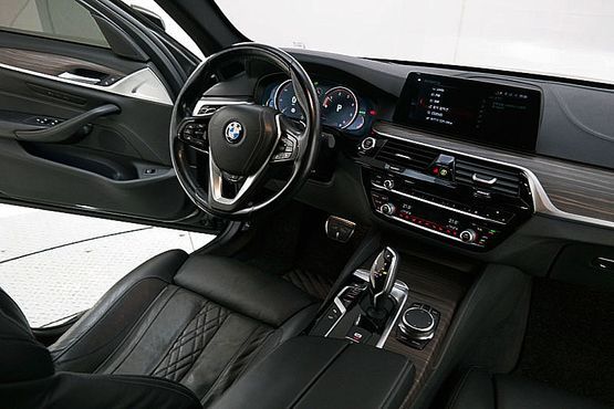 BMW 5-Series 520d M Sport Package Plus — пробег 169 462 км — фото 5 из 5