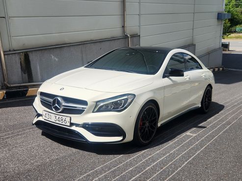 Mercedes-Benz CLA-Class CLA45 AMG 4MATIC — пробег 78 000 км — фото 1 из 5
