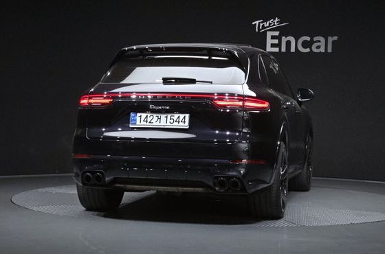 Porsche Cayenne 3.0 — пробег 49 268 км — фото 4 из 5