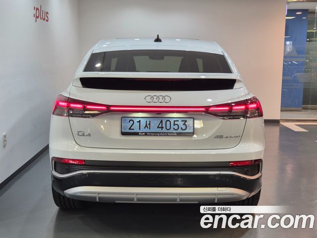 Audi Q4 e-tron 45 Premium Sportback — пробег 4 270 км — фото 4 из 5