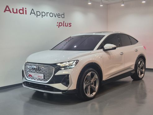 Audi Q4 e-tron 45 Premium Sportback — пробег 1 357 км — фото 1 из 5