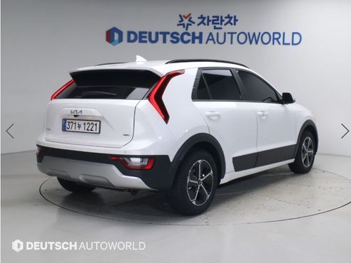 Kia Niro Best Selection — пробег 18 912 км — фото 2 из 5