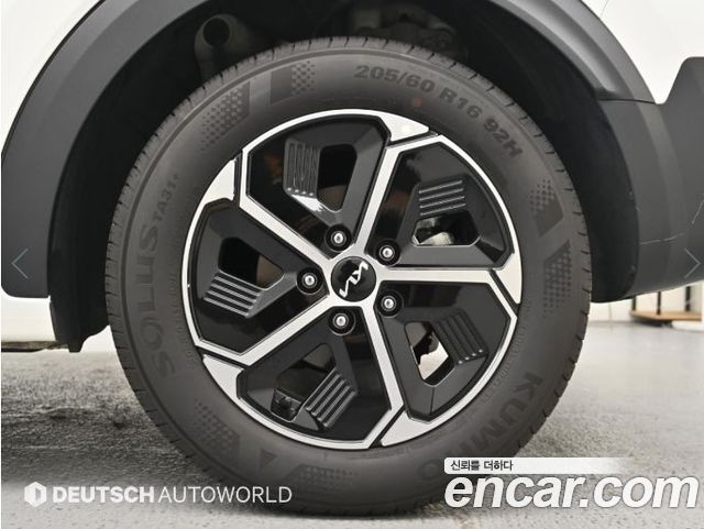 Kia Niro Best Selection — пробег 18 912 км — фото 5 из 5