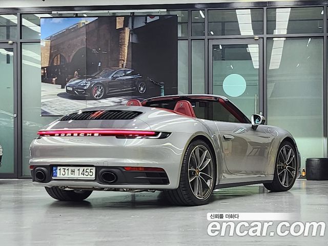 Porsche 911 Carrera Cabriolet — пробег 1 372 км — фото 2 из 5