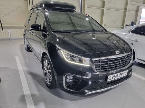 Kia Carnival Gasoline 7-Seater Limousine President — пробег 102 518 км — фото 1 из 5
