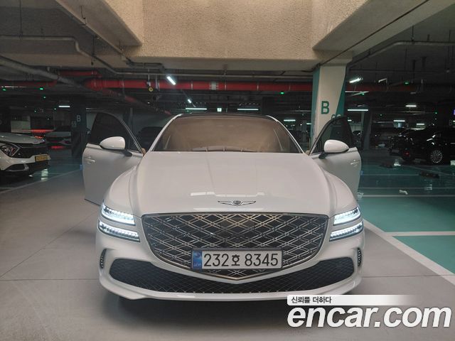 Genesis G80 Gasoline 2.5 Turbo 2WD — пробег 6 120 км — фото 1 из 5