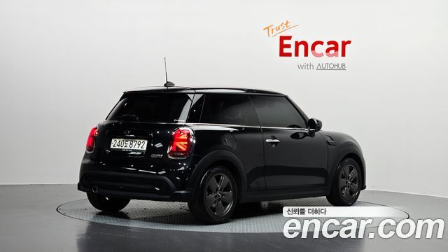 Mini Cooper Classic Third Generation — пробег 29 355 км — фото 2 из 5