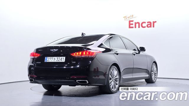 Hyundai Genesis из Кореи Encar