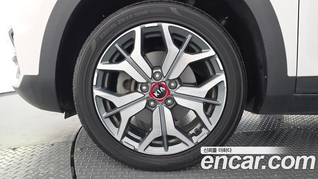 Kia Seltos из Кореи Encar