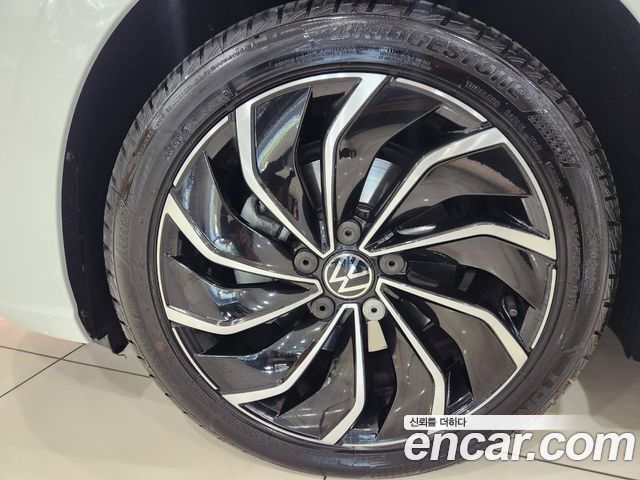 Volkswagen Golf из Кореи Encar