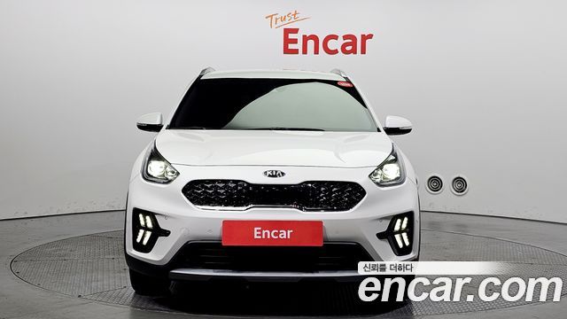 Kia Niro 1.6 HEV Noblesse Special — пробег 143 684 км — фото 3 из 5
