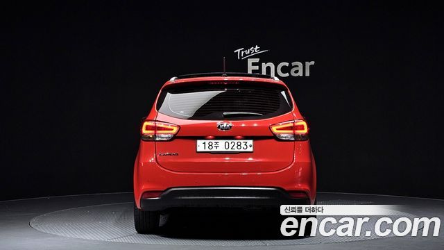 Kia Carens из Кореи Encar
