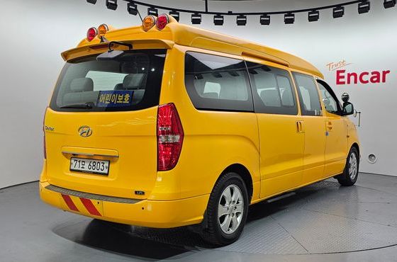 Hyundai Starex School Bus LPi — пробег 127 112 км — фото 2 из 5