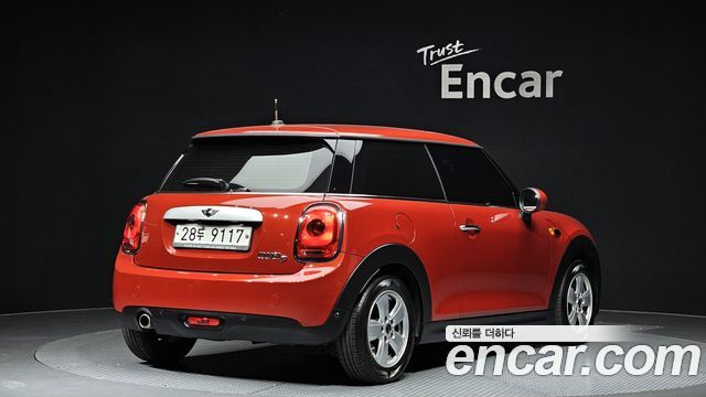 Mini Cooper Standard 3rd — пробег 55 770 км — фото 2 из 5