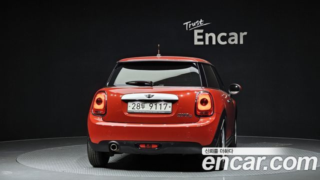 Mini Cooper Standard 3rd — пробег 55 770 км — фото 4 из 5