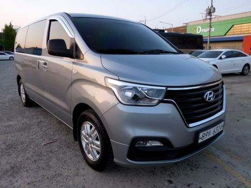 Hyundai Starex Van 3-Seater Smart — пробег 107 656 км — фото 4 из 5
