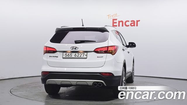 Hyundai Santafe Diesel(e-VGT) 2.0 2WD Premium — пробег 130 736 км — фото 4 из 5