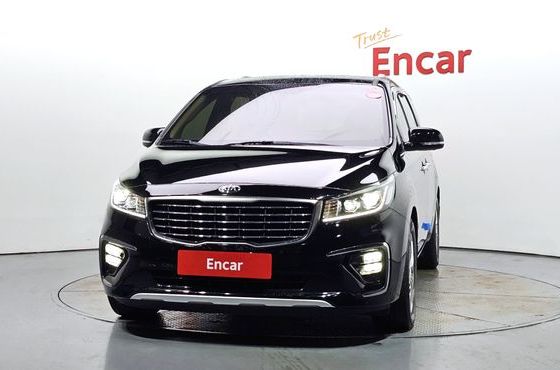 Kia Carnival Gasoline 7-Seater Limousine President — пробег 139 562 км — фото 3 из 5