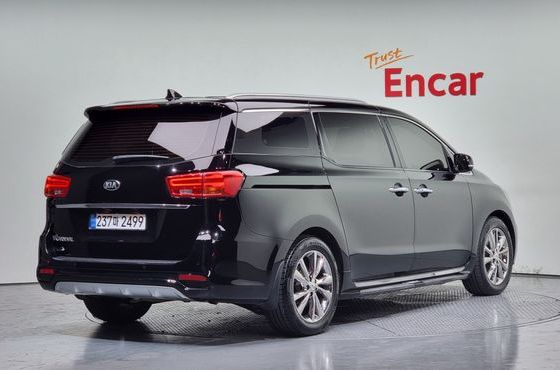 Kia Carnival 9-Seater Prstige — пробег 148 399 км — фото 2 из 5