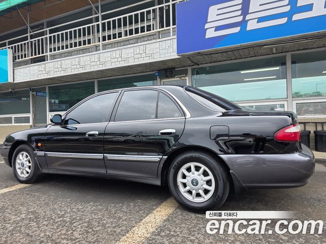 Hyundai Marcia из Кореи Encar