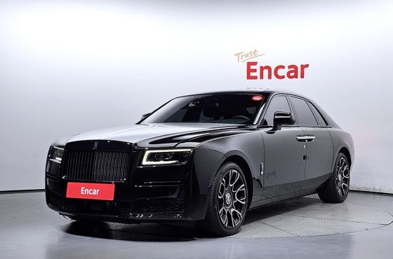 Rolls-Royce Ghost 6.7 V12 Black Badge — пробег 8 783 км — фото 1 из 5