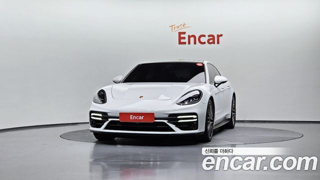 Porsche Panamera 4.0 GTS — пробег 3 016 км — фото 3 из 5