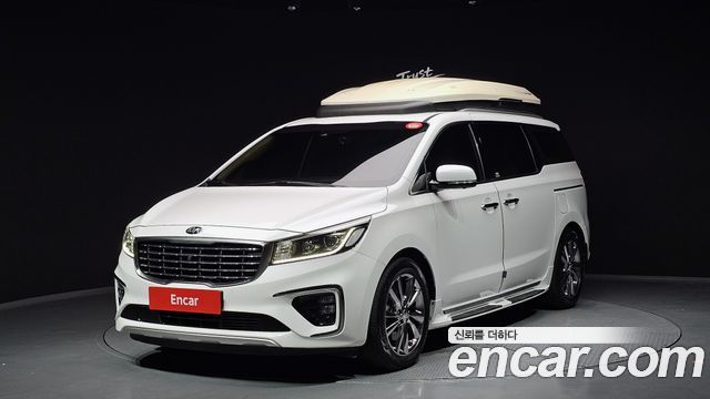 Kia Carnival Gasoline 7-Seater Limousine President — пробег 123 287 км — фото 1 из 5