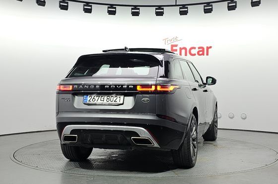 Land Rover Range Rover Velar 3.0 D300 R-Dynamic SE — пробег 147 081 км — фото 4 из 5