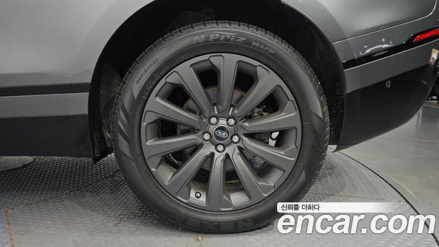 Land Rover Range Rover Velar из Кореи Encar