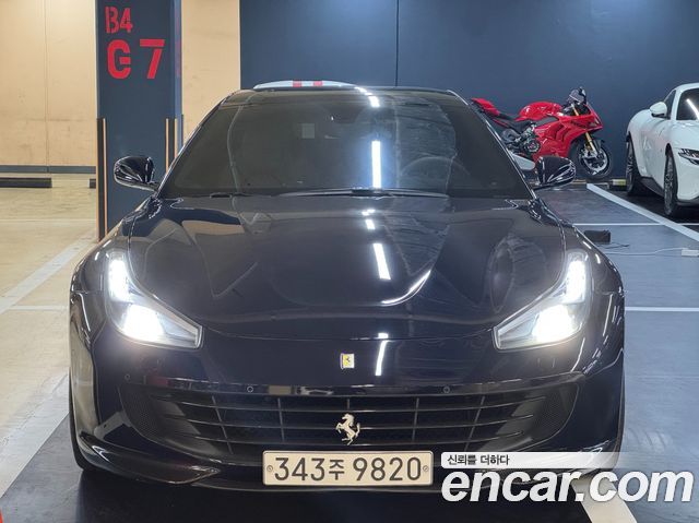 Ferrari GTC4 Lusso из Кореи Encar