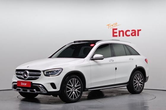 Mercedes-Benz GLC-Class GLC300 4MATIC — пробег 110 108 км — фото 1 из 5