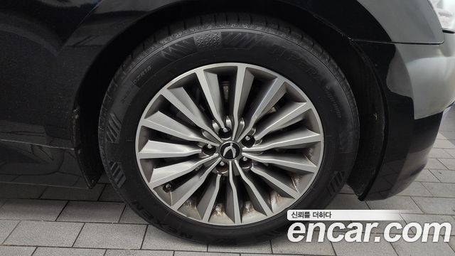 Hyundai Equus из Кореи Encar