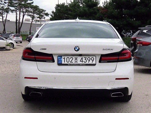 BMW 5-Series 530i xDrive Luxury — пробег 69 107 км — фото 4 из 5