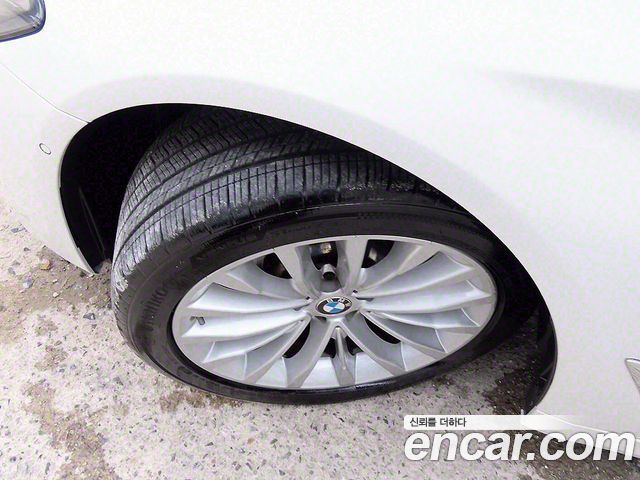 BMW 5-Series 530i xDrive Luxury — пробег 69 107 км — фото 5 из 5