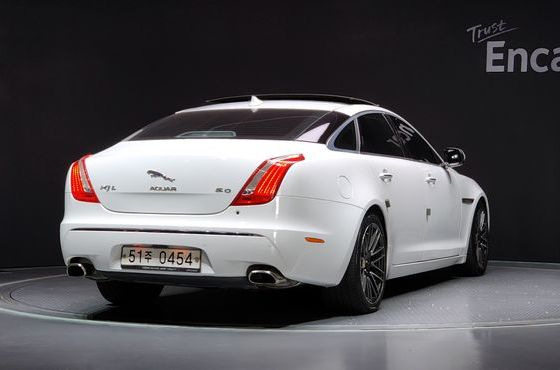Jaguar XJ 3.0 SC Premium Luxury LWB X351 — пробег 187 646 км — фото 2 из 5