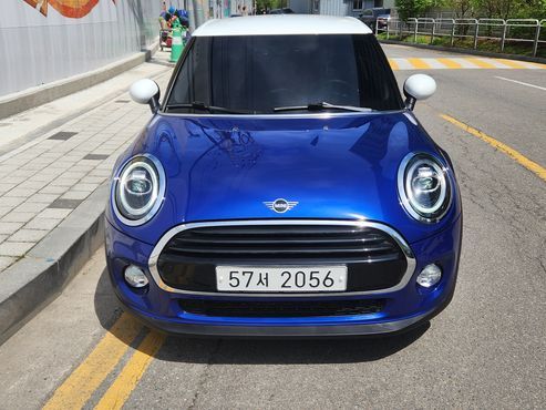 Mini Cooper 5Door Standard 3rd — пробег 58 701 км — фото 1 из 5