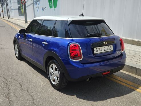Mini Cooper 5Door Standard 3rd — пробег 58 701 км — фото 3 из 5