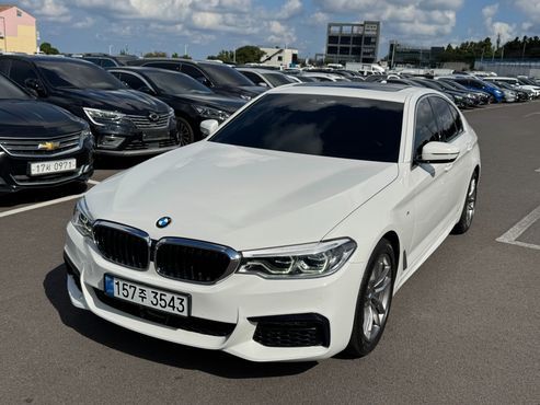 BMW 5-Series 520i M Sport — пробег 26 456 км — фото 2 из 5