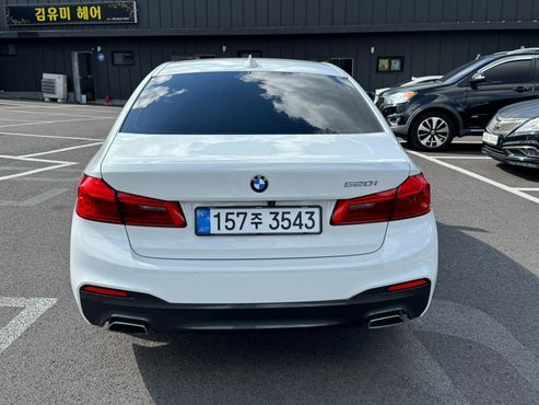BMW 5-Series 520i M Sport — пробег 26 456 км — фото 4 из 5