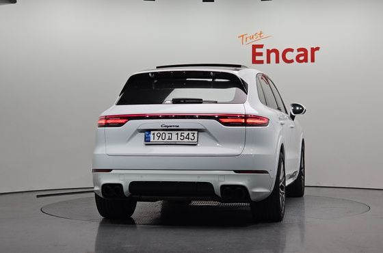 Porsche Cayenne 3.0 PLATINUM EDITION — пробег 56 862 км — фото 4 из 5