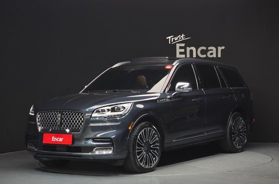 Lincoln Aviator 3.0 Black Label AWD — пробег 21 016 км — фото 1 из 5