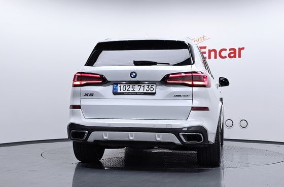 BMW X5 xDrive 40i M Sport — пробег 20 901 км — фото 4 из 5
