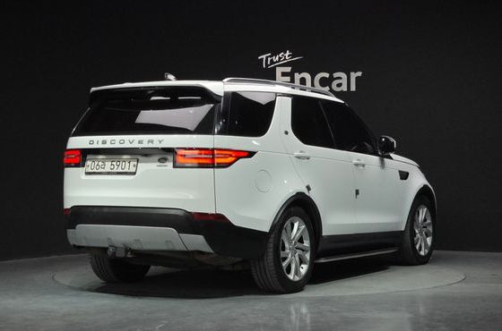 Land Rover Discovery 3.0 TD6 HSE — пробег 146 846 км — фото 2 из 5