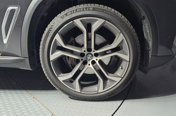 BMW X5 xDrive 30d xLine — пробег 72 816 км — фото 5 из 5