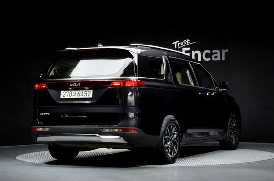 Kia Carnival 9-Seater Noblesse — пробег 69 876 км — фото 2 из 5