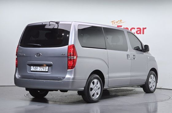 Hyundai Starex 4WD Wagon 11-Seater Smart — пробег 97 231 км — фото 2 из 5