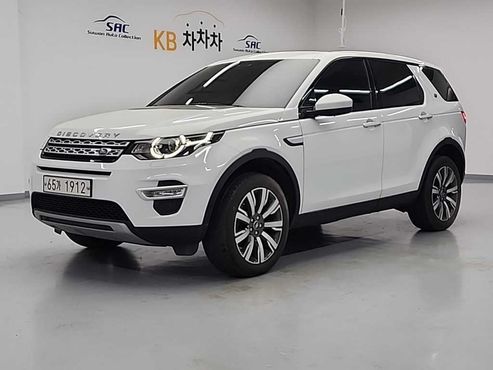 Land Rover Discovery Sport 2.0 TD4 HSE Luxury — пробег 83 016 км — фото 2 из 5