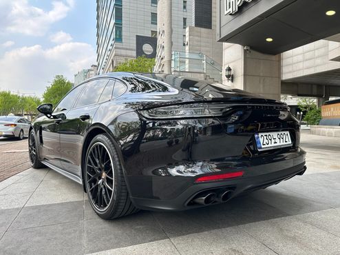 Porsche Panamera 4.0 GTS — пробег 26 300 км — фото 2 из 5