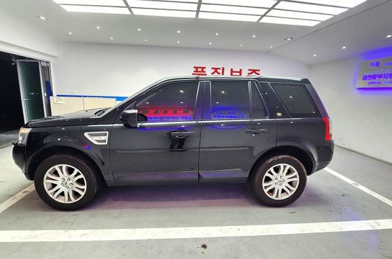 Land Rover Freelander 2.2 TD4 HSE — пробег 82 242 км — фото 3 из 5